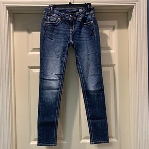 Miss Me Signature Skinny Jeans ~ Waist 27 - Inseam is 31.